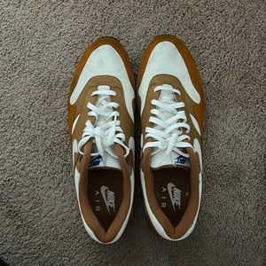 AirMax 1 premium “Curry”